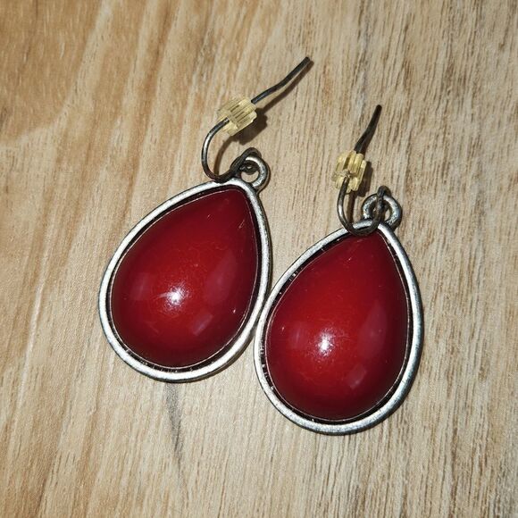 🩵Premier "Cayenne" Red Teardrop Dangling Earrings - Picture 5 of 6